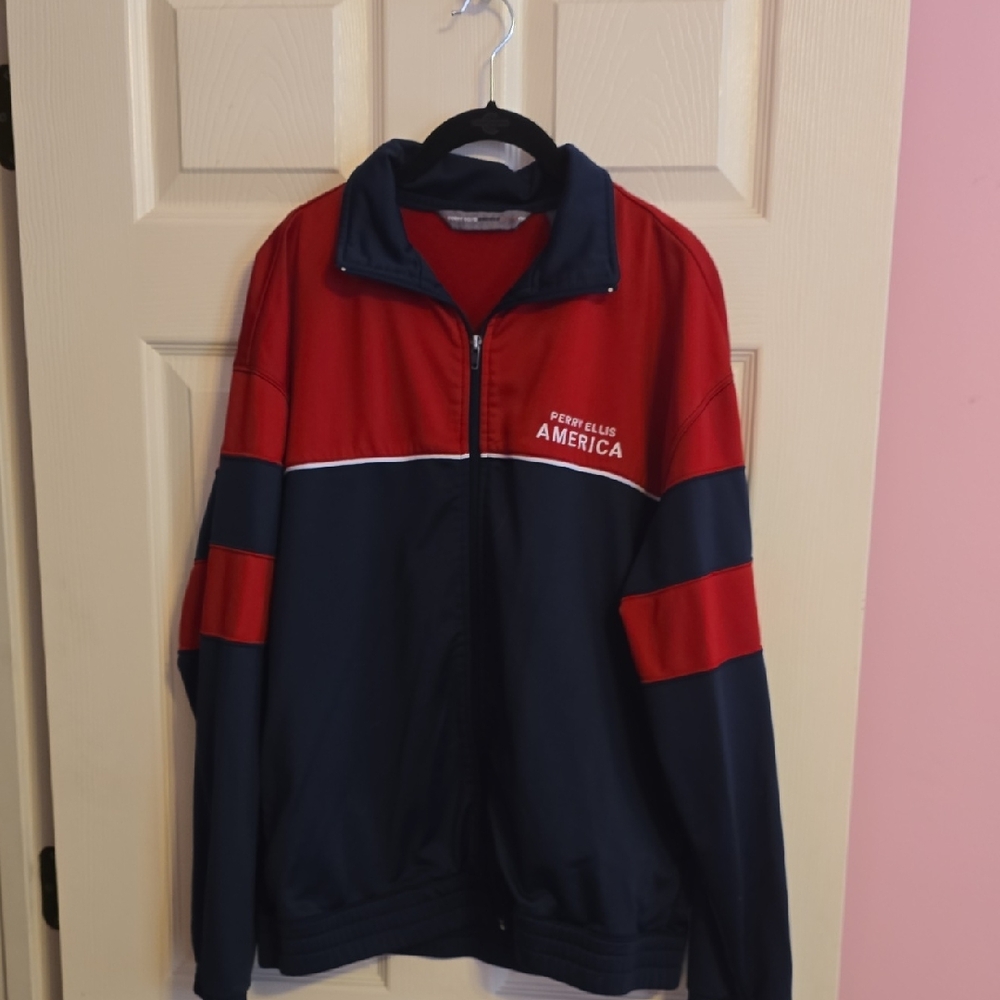 Perry‎ Ellis Red and Navy Activewear